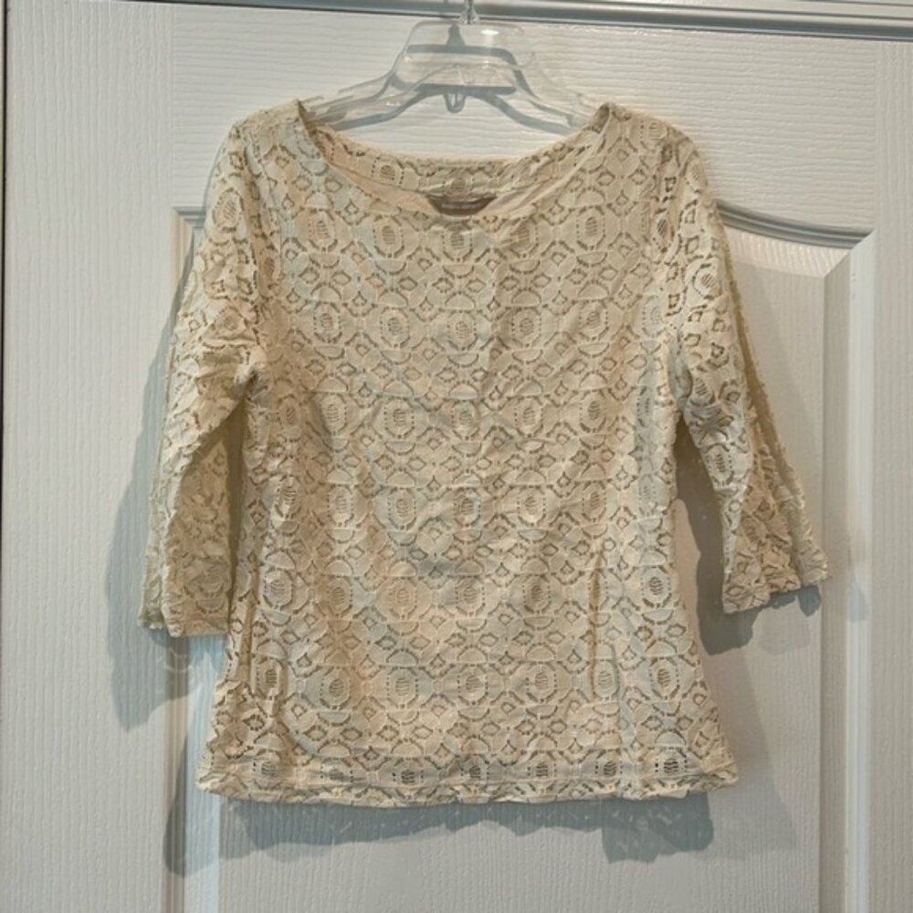 Lace size 12 3/4 length top blouse